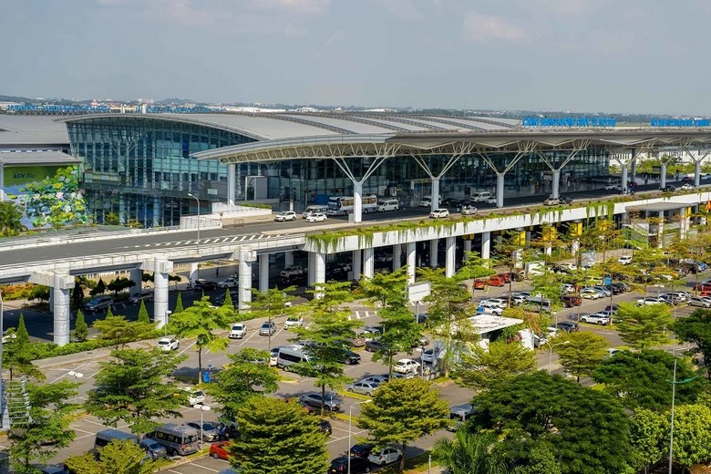 Sân bay Nội Bài, điểm khởi hành tới Côn Minh